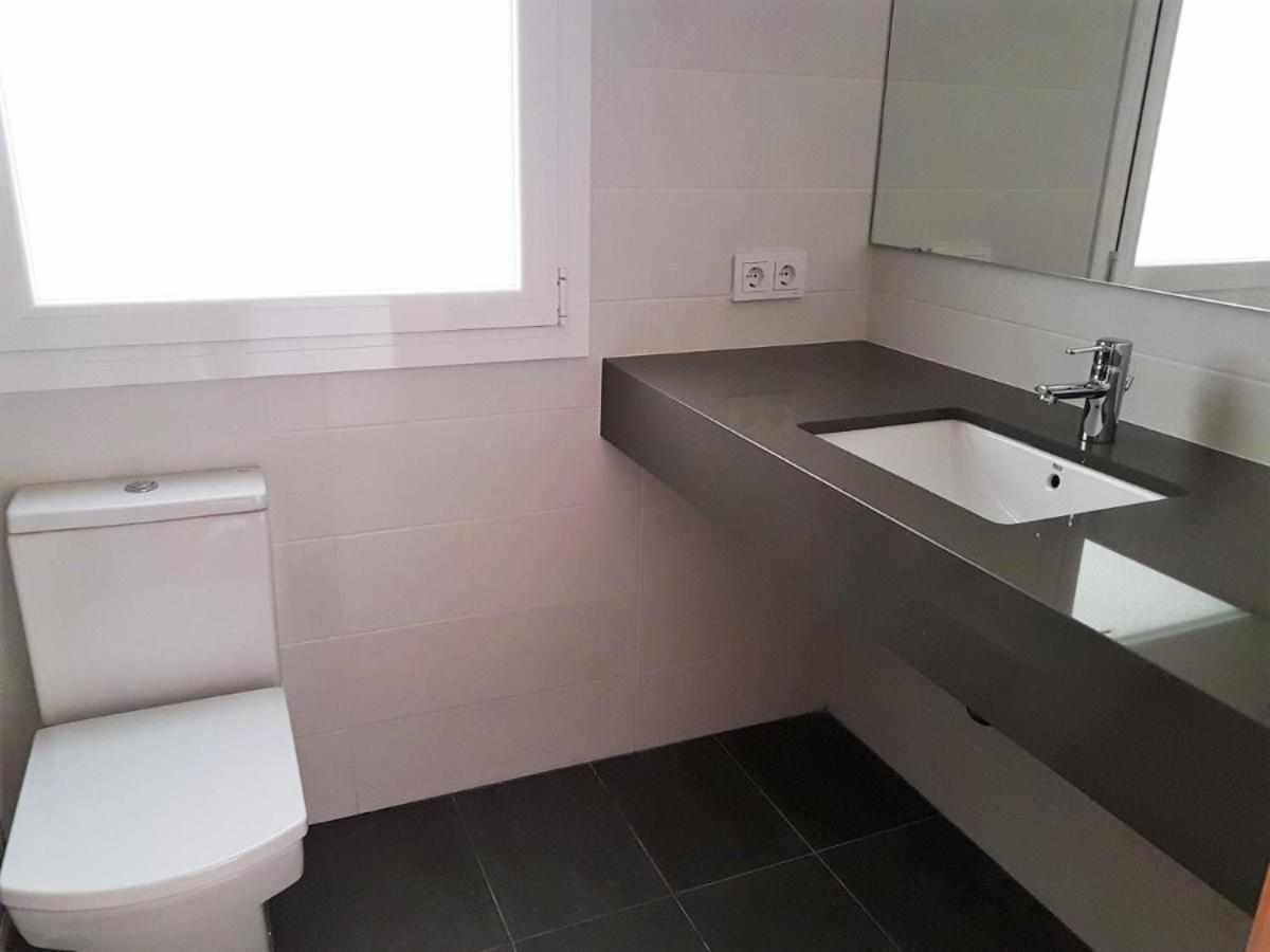 Apartament Roses Casc Antic Sl Avda Rodhe Zewnętrze zdjęcie